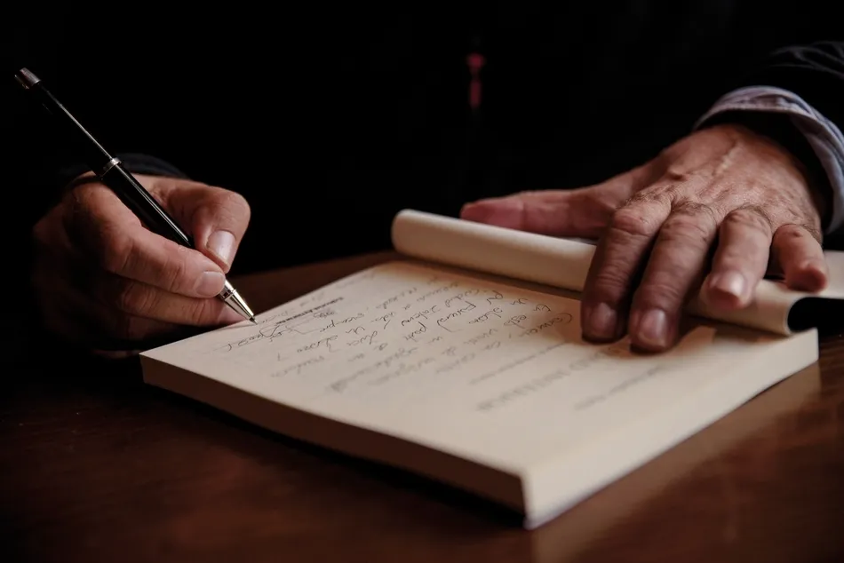 گزارش اصلاحی چیست و نحوه صدور آن چگونه است؟ | 26 آبان 1404