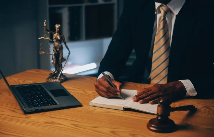 بهترین وکیل حقوقی در تهران